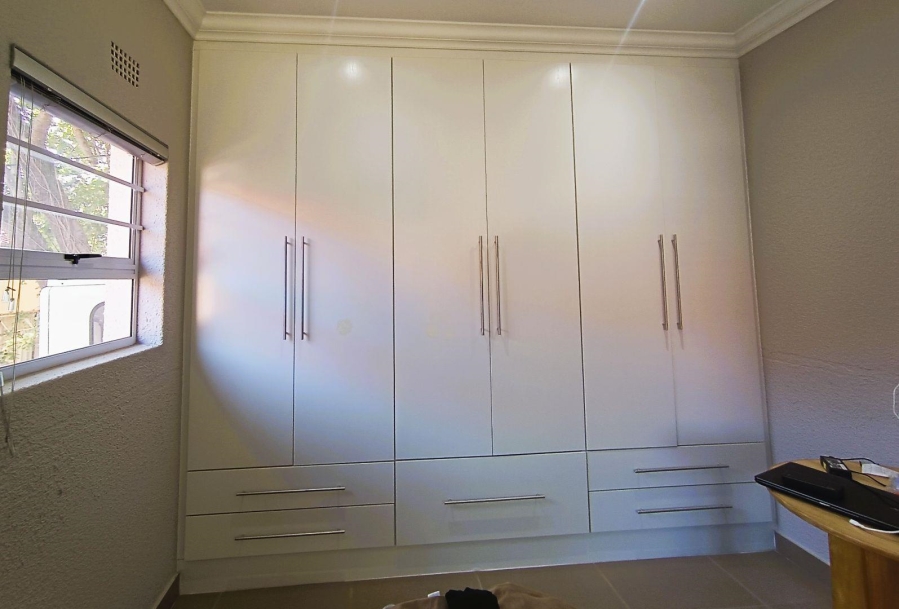 8 Bedroom Property for Sale in Waverley Free State